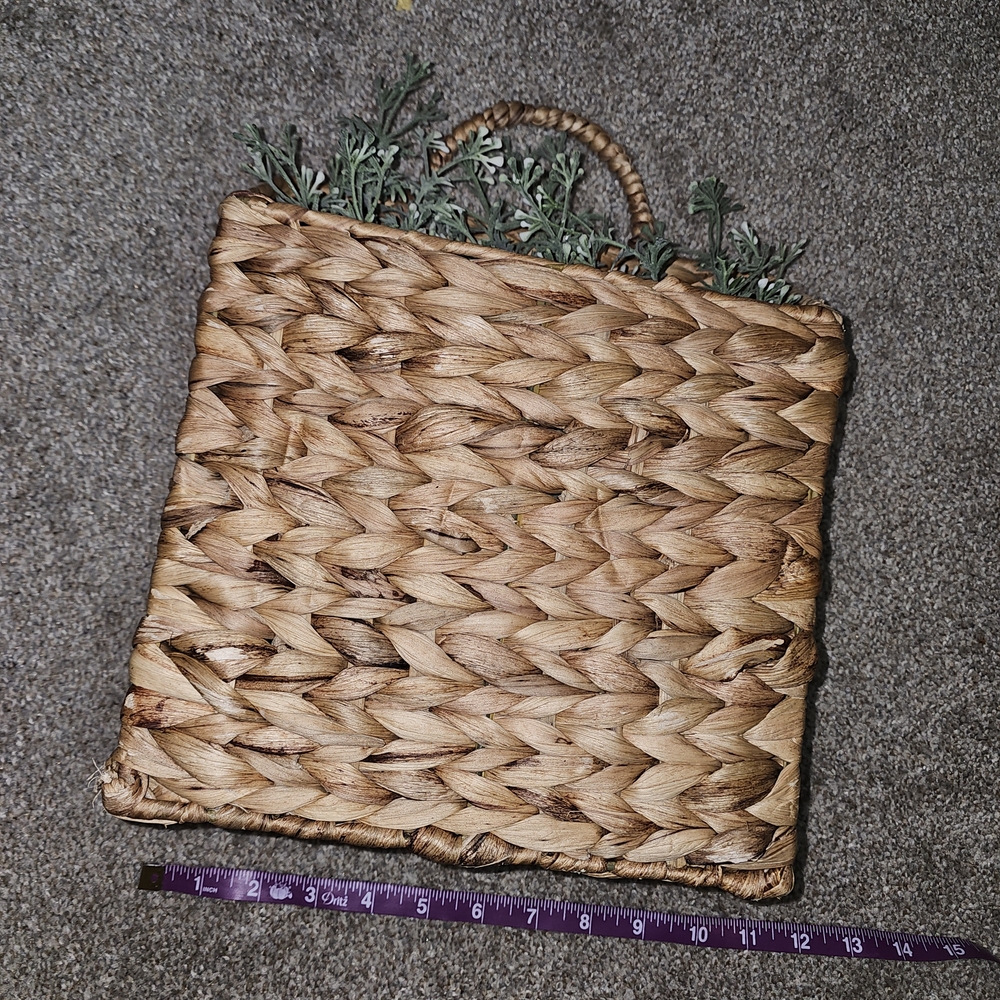 Woven Straw Basket with Handle